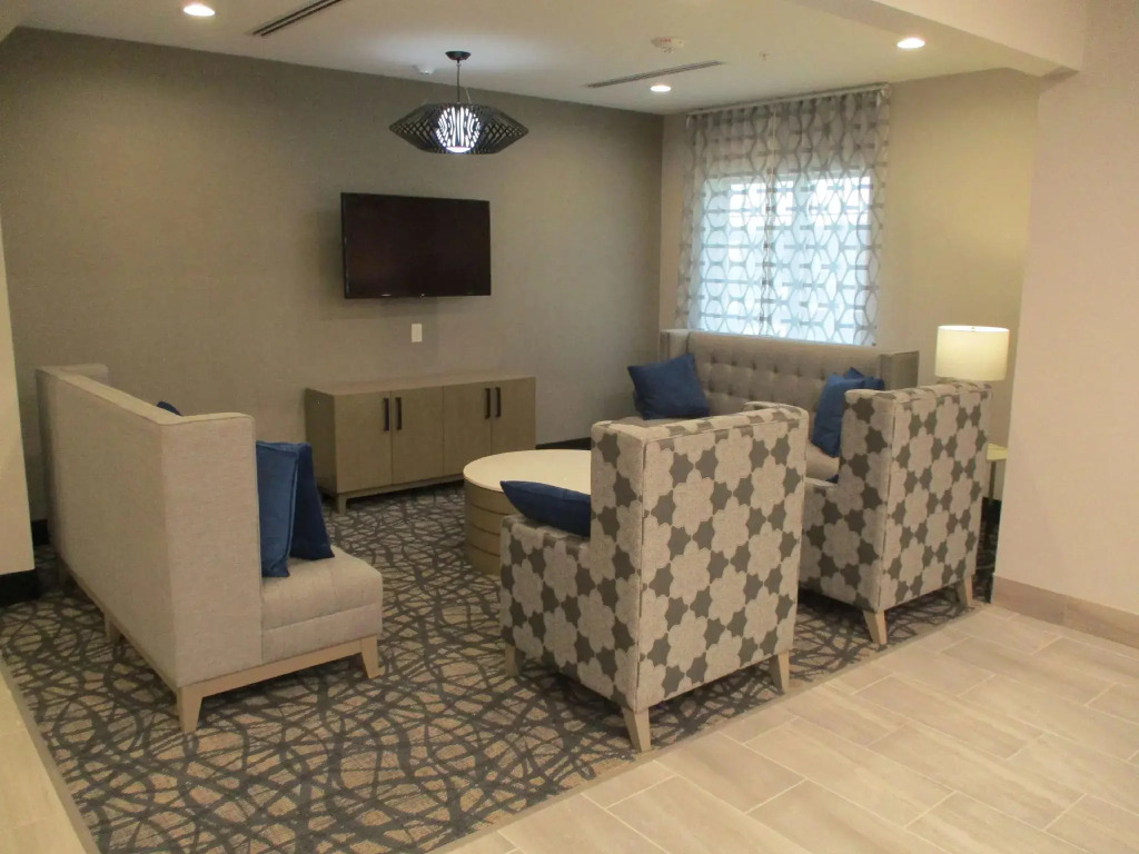 Merica Inn & Suites