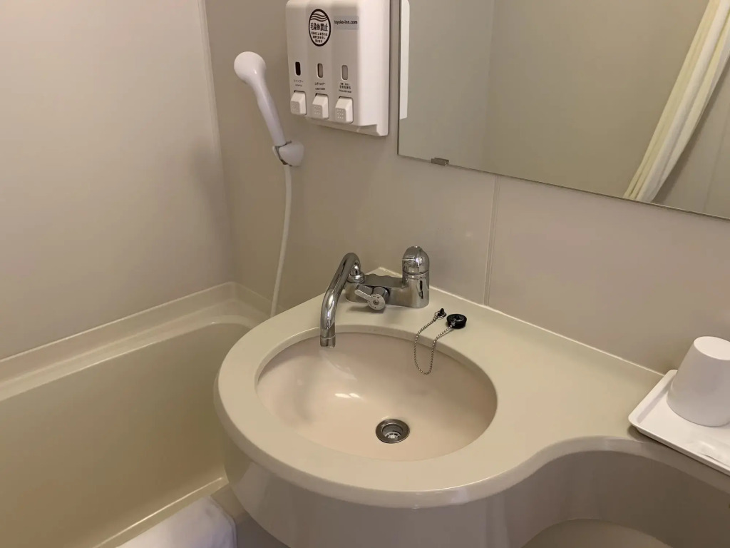 Toyoko Inn Kagoshima Temmonkan No 1