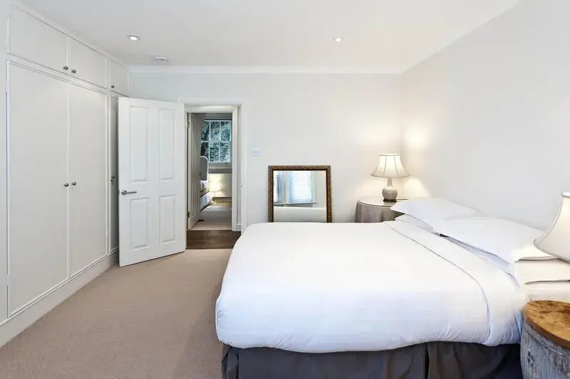 Strathmore Gardens by onefinestay