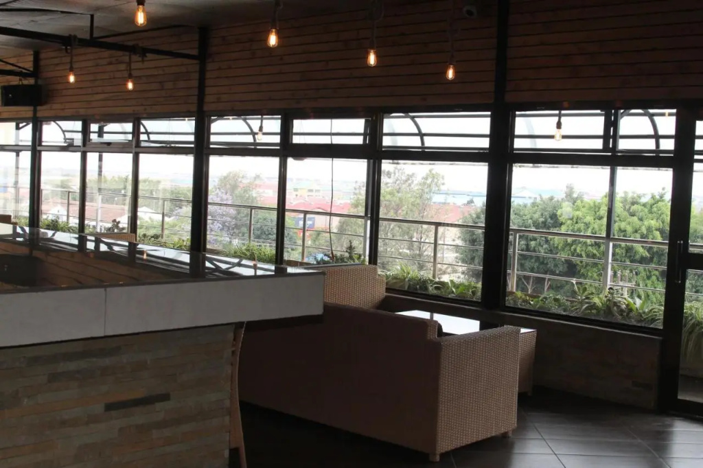 Airport Landing Hotel