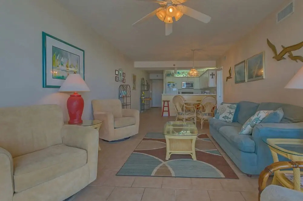 Romar Place 906