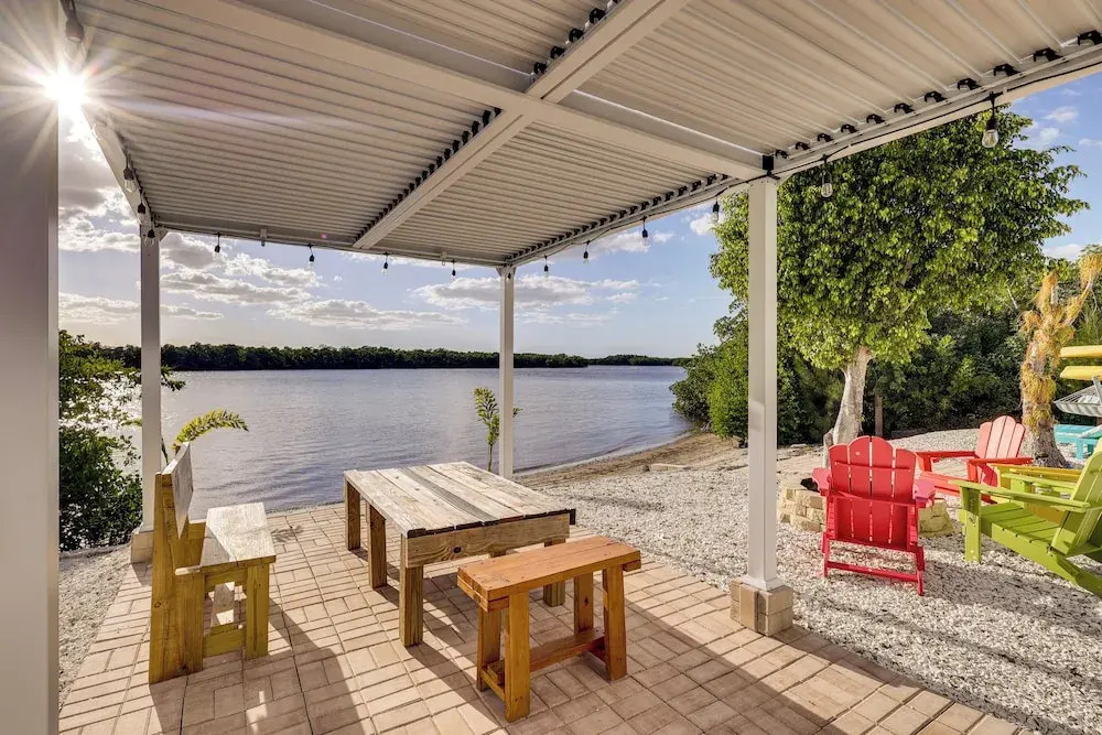Private Beach: 'hidden Shack By the Bay' in Ruskin