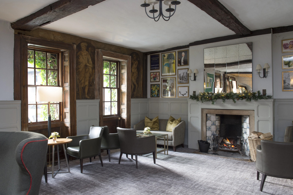 Bush Hotel Farnham