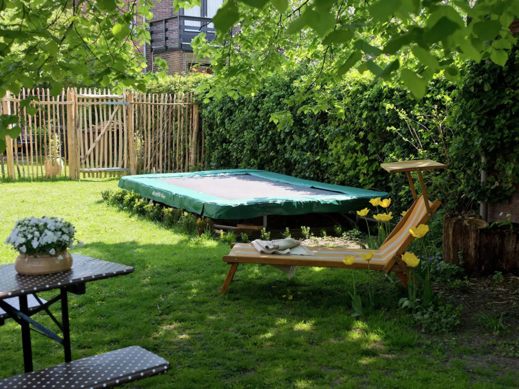 Quaint Holiday Home in Schagen with Garden