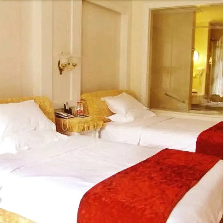 New Sun International Hotel