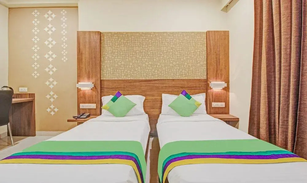 FabHotel Arastu Plaza - Nr Nampally Railway Station