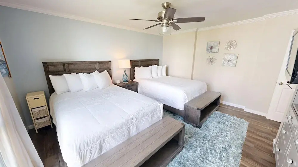 Shoreline Towers 3025 2 Bedroom Condo