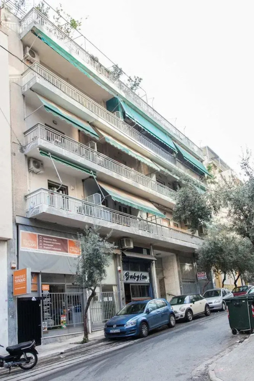 Cozy apt in Central Athens with view