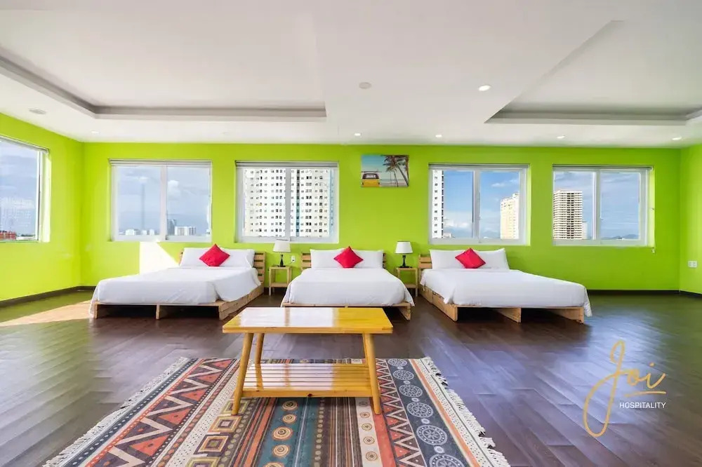 Joi Hospitality - Central