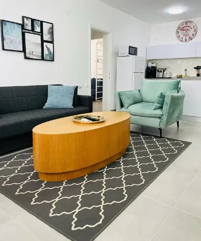 Beautiful apartment on the beach in Bat yam
