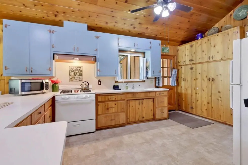 Bear Cub Cabin #2069 by Big Bear Vacations