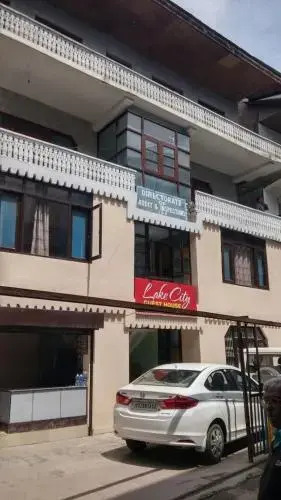 Lake City Guest House