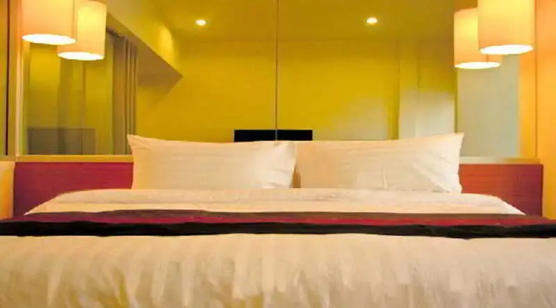 Sleep With Me Serviced Apartment