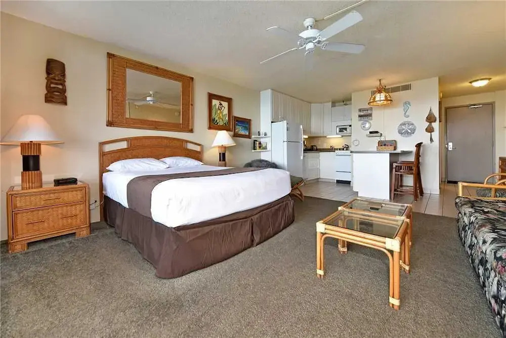 Valley Isle #107 Studio Bedroom Condo