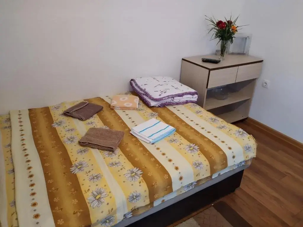 Vikendica pored Drine Foča