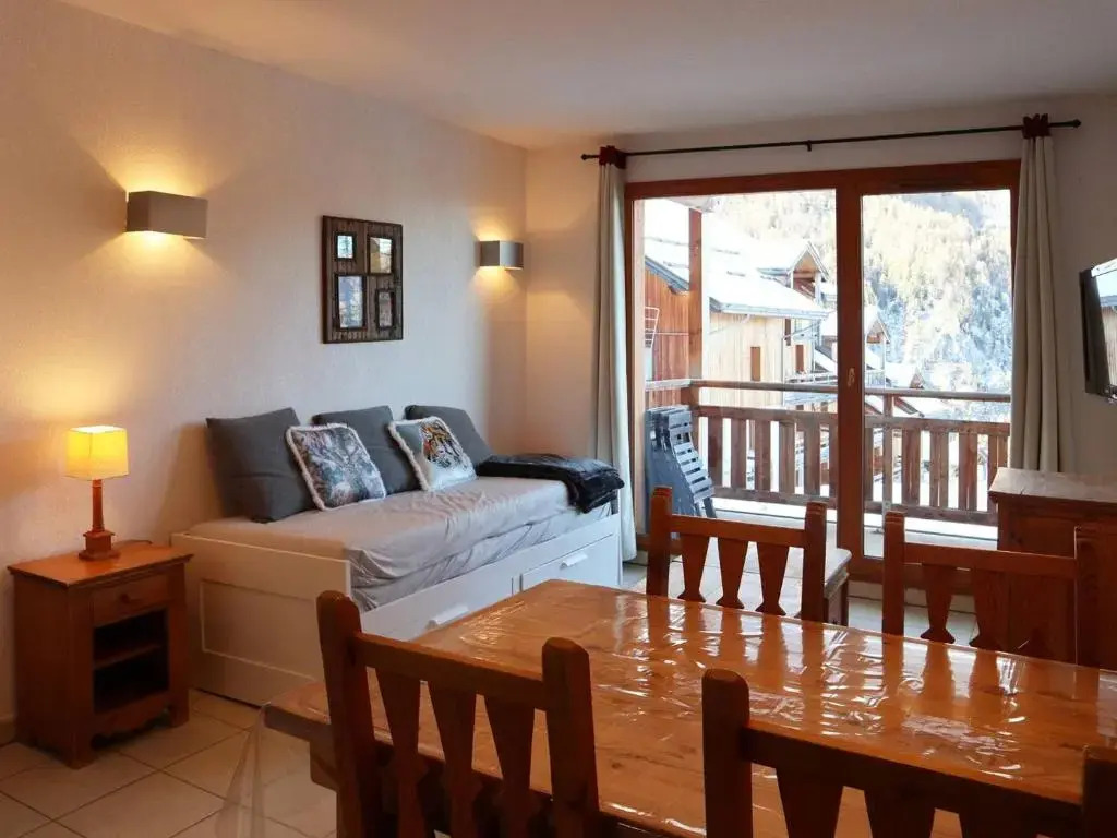 Appartement Les Orres, 2 pièces, 5 personnes - FR-1-322-452