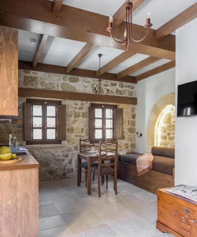 Spanish Knights Inn