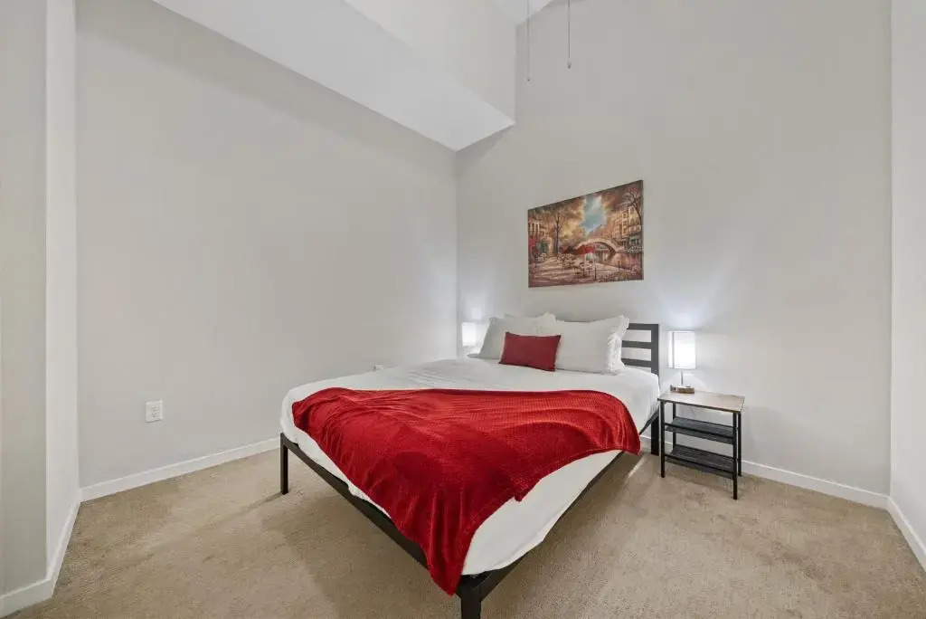 Lavish Best Central Location with Unmatched Amenities 407