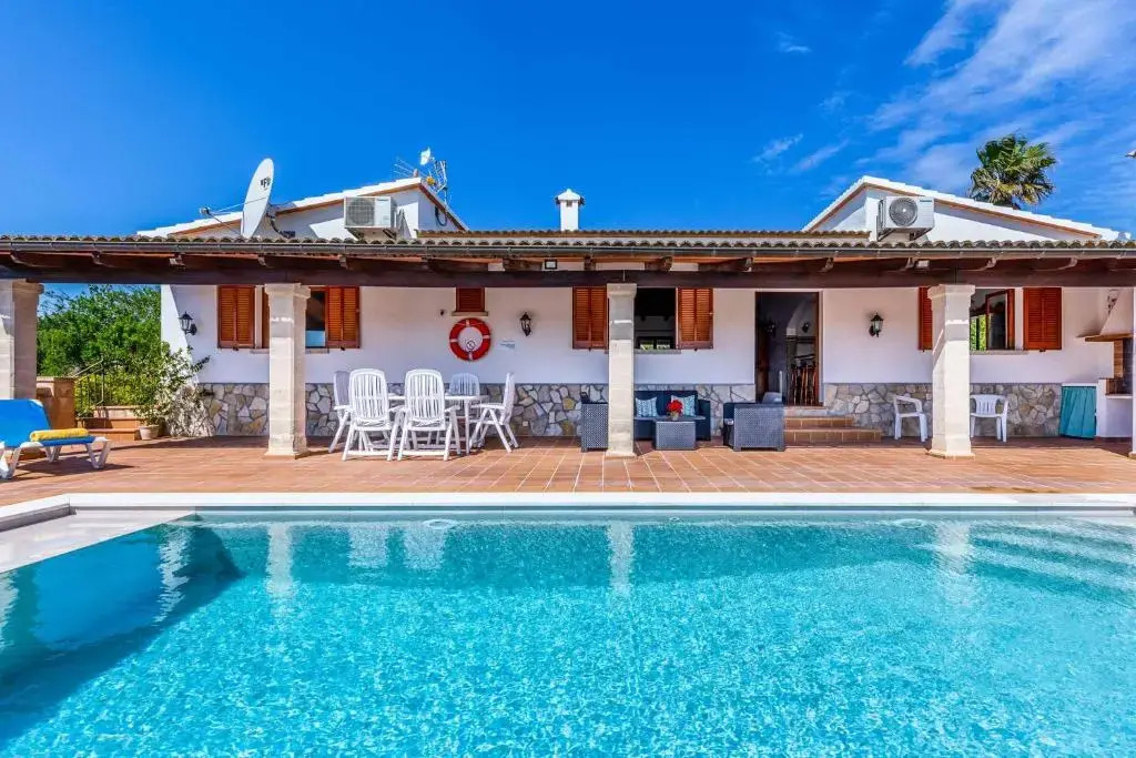 CA NA SUREDA by Sealand Villas