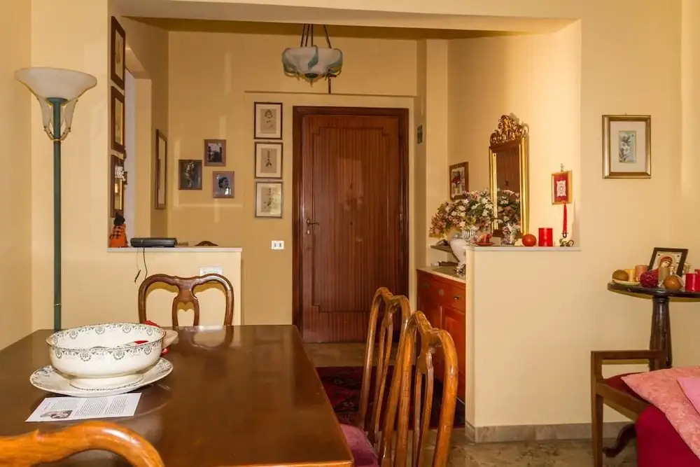Train Station Flat 1