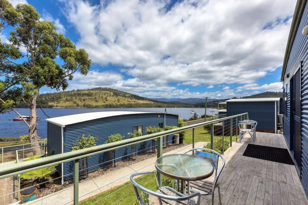 Port Huon Cottages