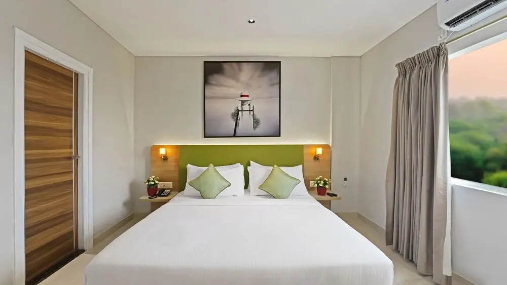 Click Hotel Biz - Bangalore Airport