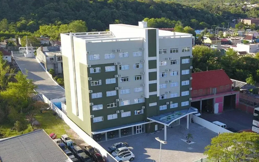 Confort Fronteira Hotel