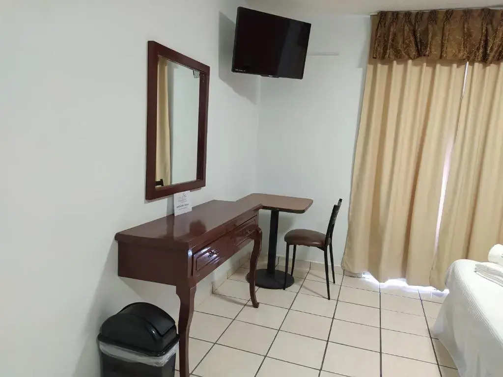 Hotel RENACIMIENTO