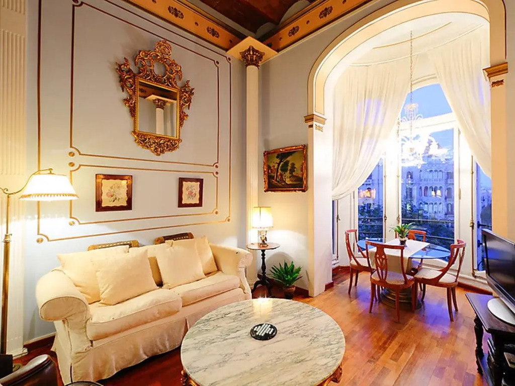 Apartment Plaza de Catalunya - Pso- de Gracia by Interhome