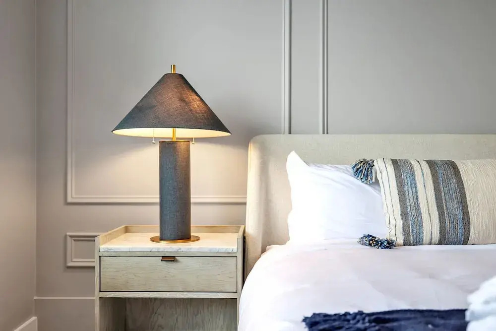 Soprano-private Rooftop-gr8 Walking Location