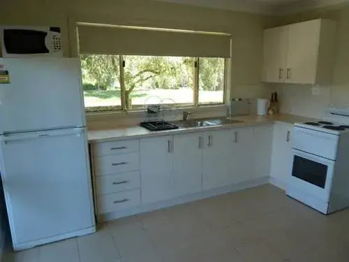 Emerald Apartment