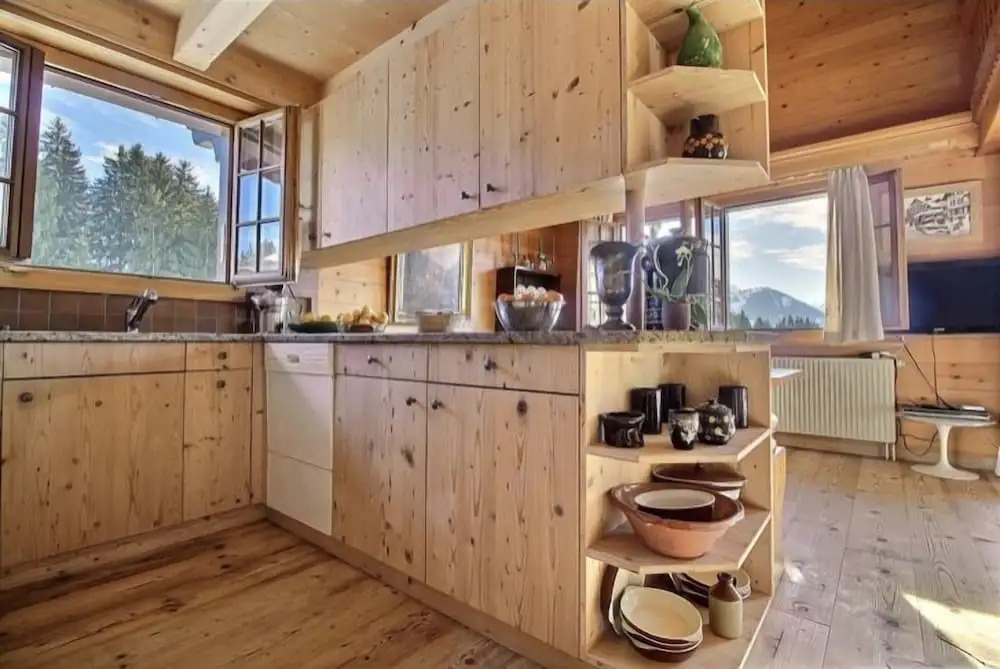 Chalet Soldanella 10 guests Gstaad