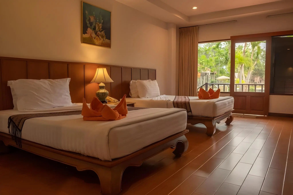 Sailom Resort Bangsaphan