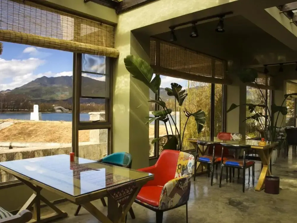 闲云溪月雪山湖景花园酒店 Xianyun Xiyue Garden Boutique Lijiang一Embrace Lake Snow View Grace Ease