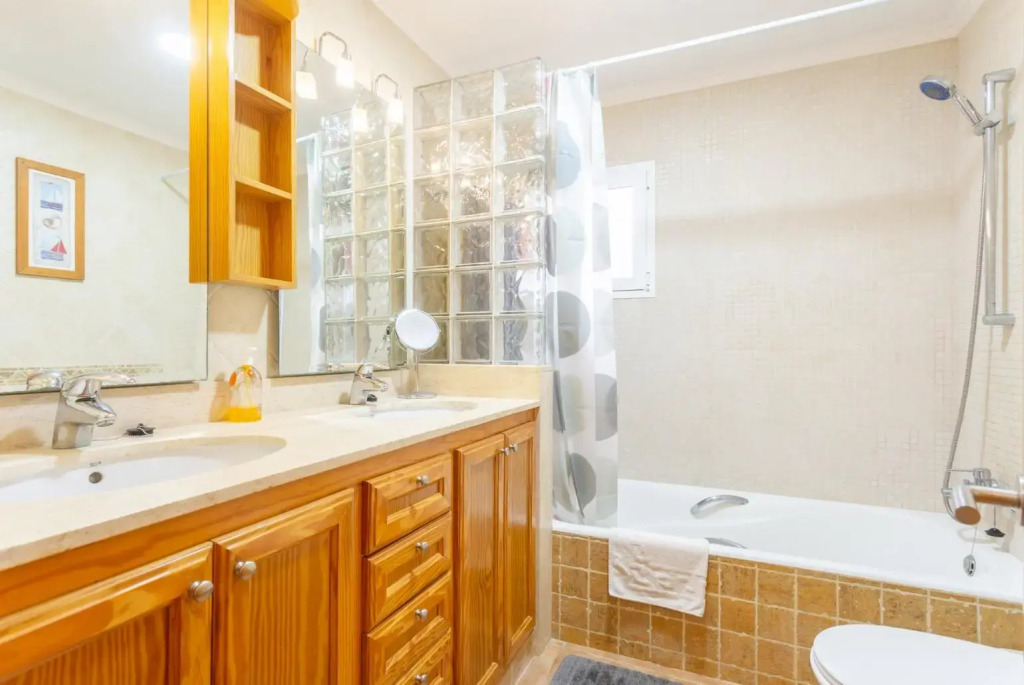 Villa Maria Large Private Pool AC WiFi