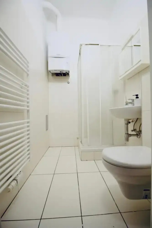 Cozy 2BR Apartment Near Augarten