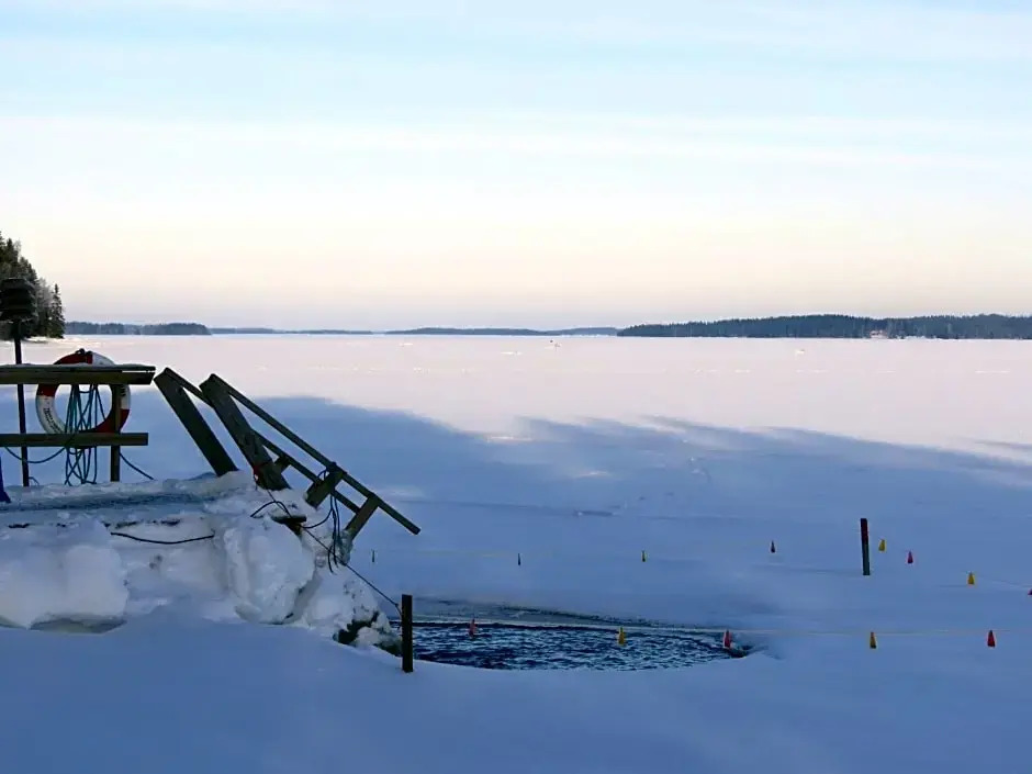 Luontoleirikeskus Honkiniemi