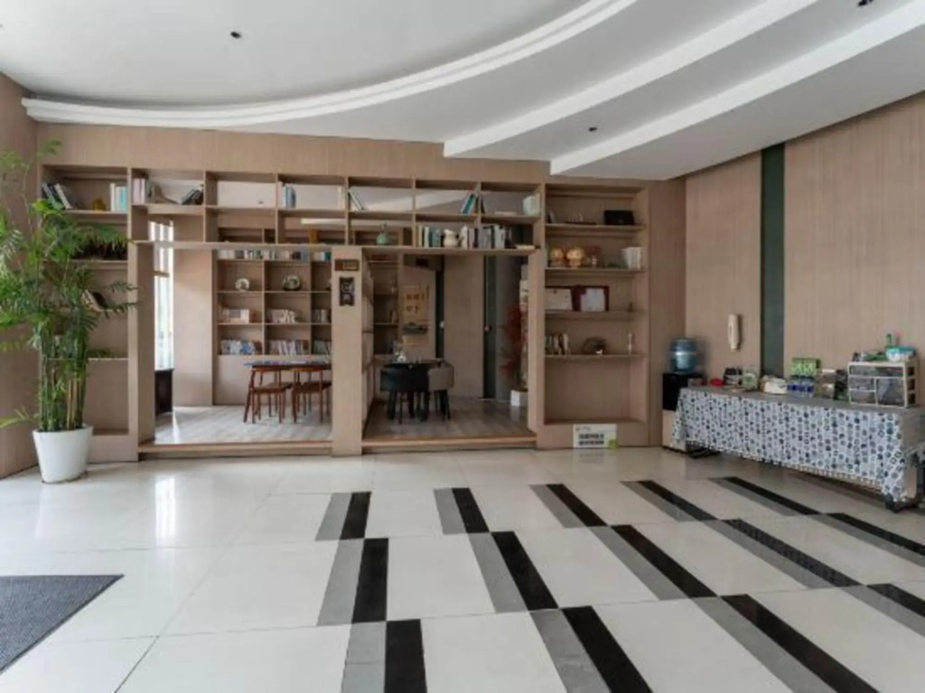Yisu Qingju Hotel (Ningbo Beilun Xiaogang)