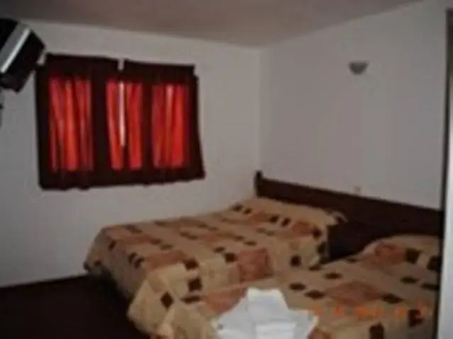 Trevi Hotel