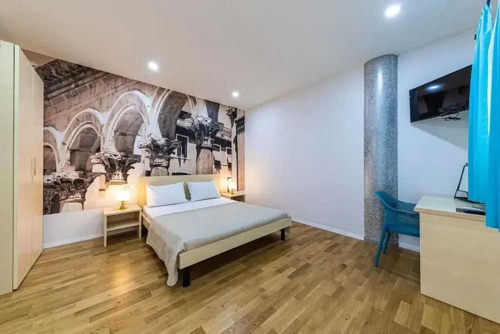 Split City Rooms