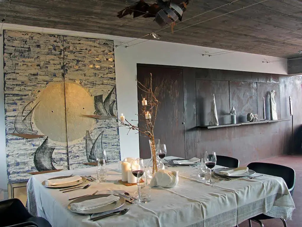 Quinta do Barrieiro - Art Selection by Maria Leal da Costa