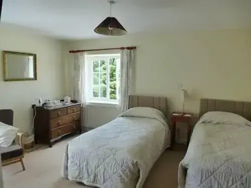 Twitchen Farm Bed  Breakfast
