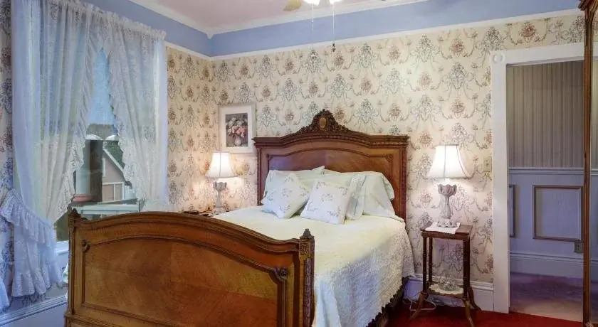 Roseberry House Bed and Breakfast