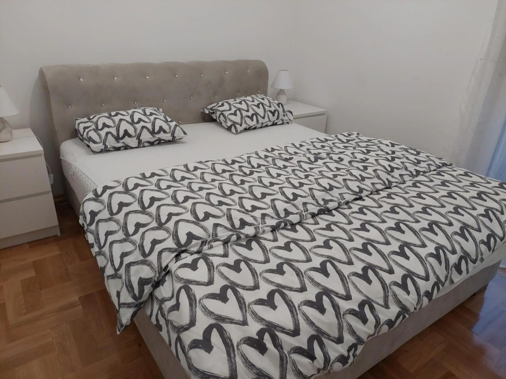 SUNRISE Apartments