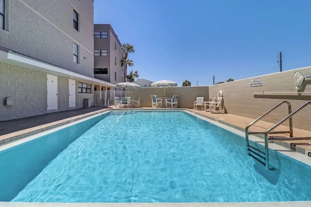 Vibrant Ocean View Getaway - Fernandina Beach