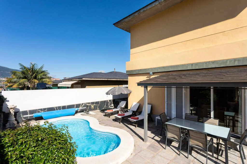 Dorina - Vivienda vacacional con piscina privada