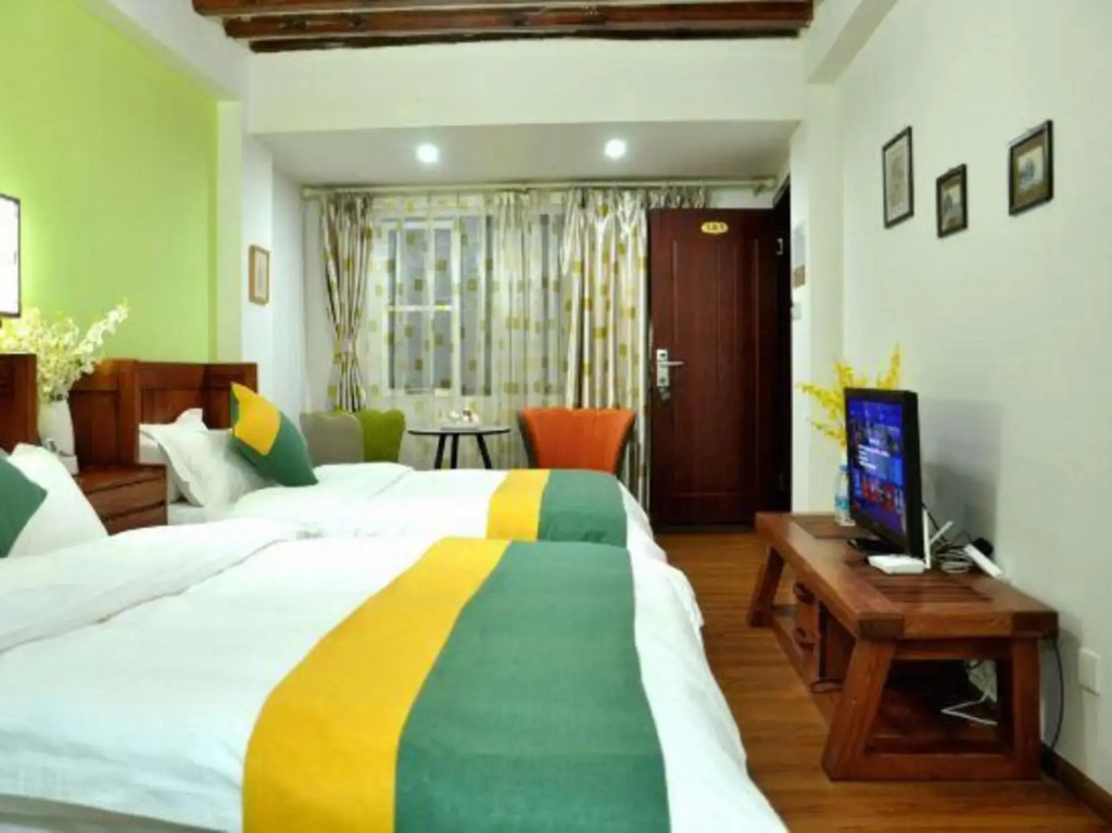 Bingdao Huayue Inn
