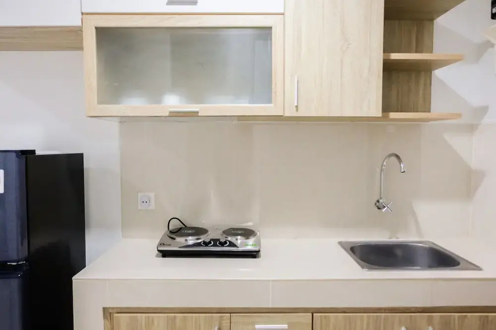 New Studio Apartment at Springwood Residence