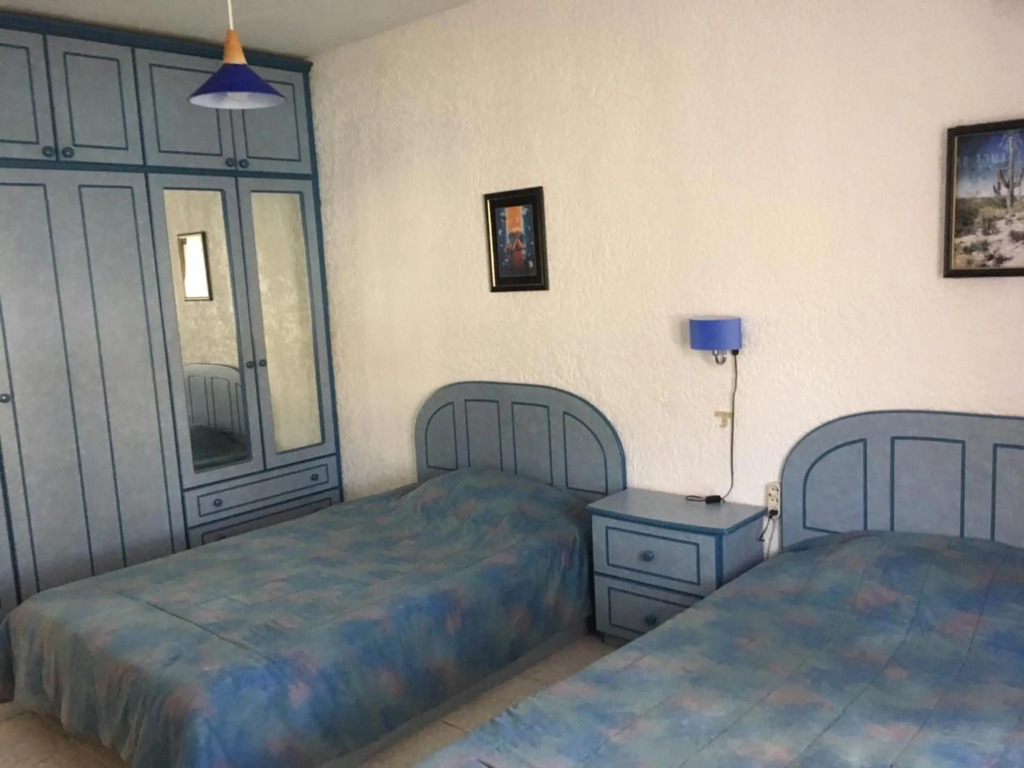2 bedrooms appartement at Flic en Flac 500m away from the beach with shared pool enclosed garden and wifi