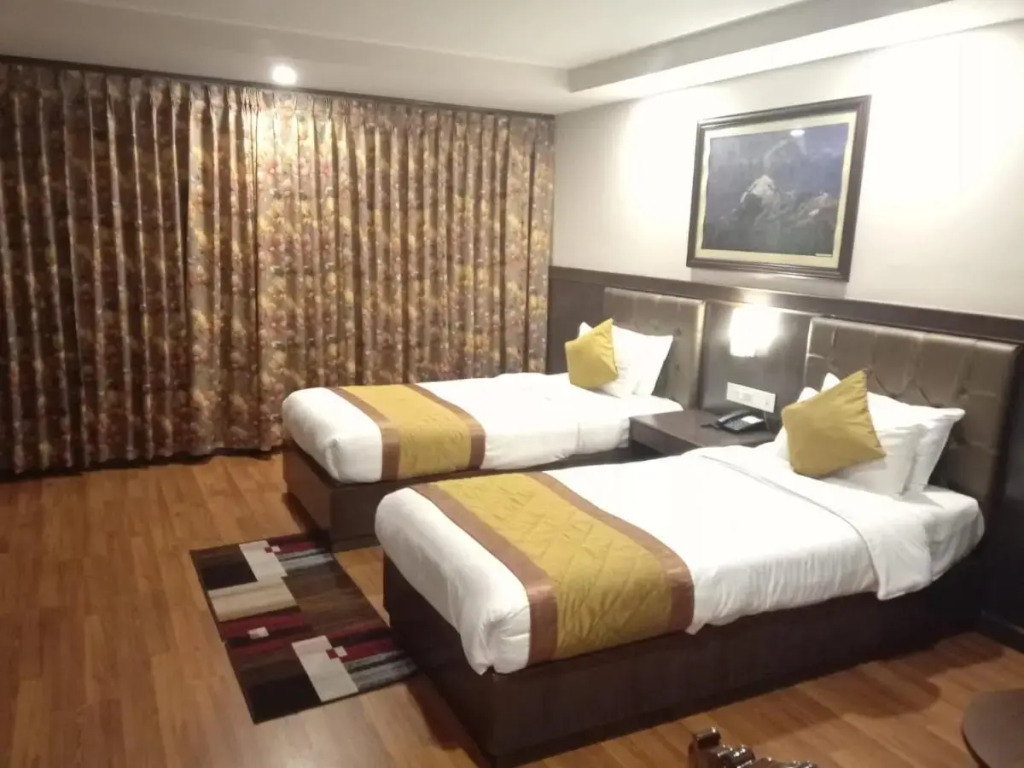 Summit Oakden Resort & Spa